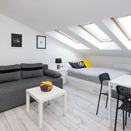 Mika Old Town By Apart Service *