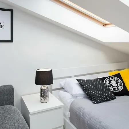 Apartment Mika Old Town By Apart Service