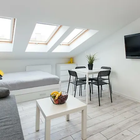 Apartment Mika Old Town By Apart Service